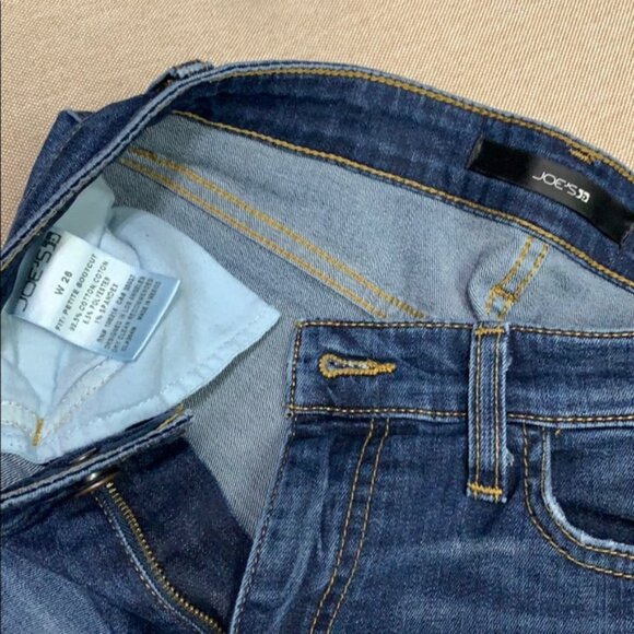 Joe’s Jeans Petite Bootcut size 26 - Picture 6 of 7
